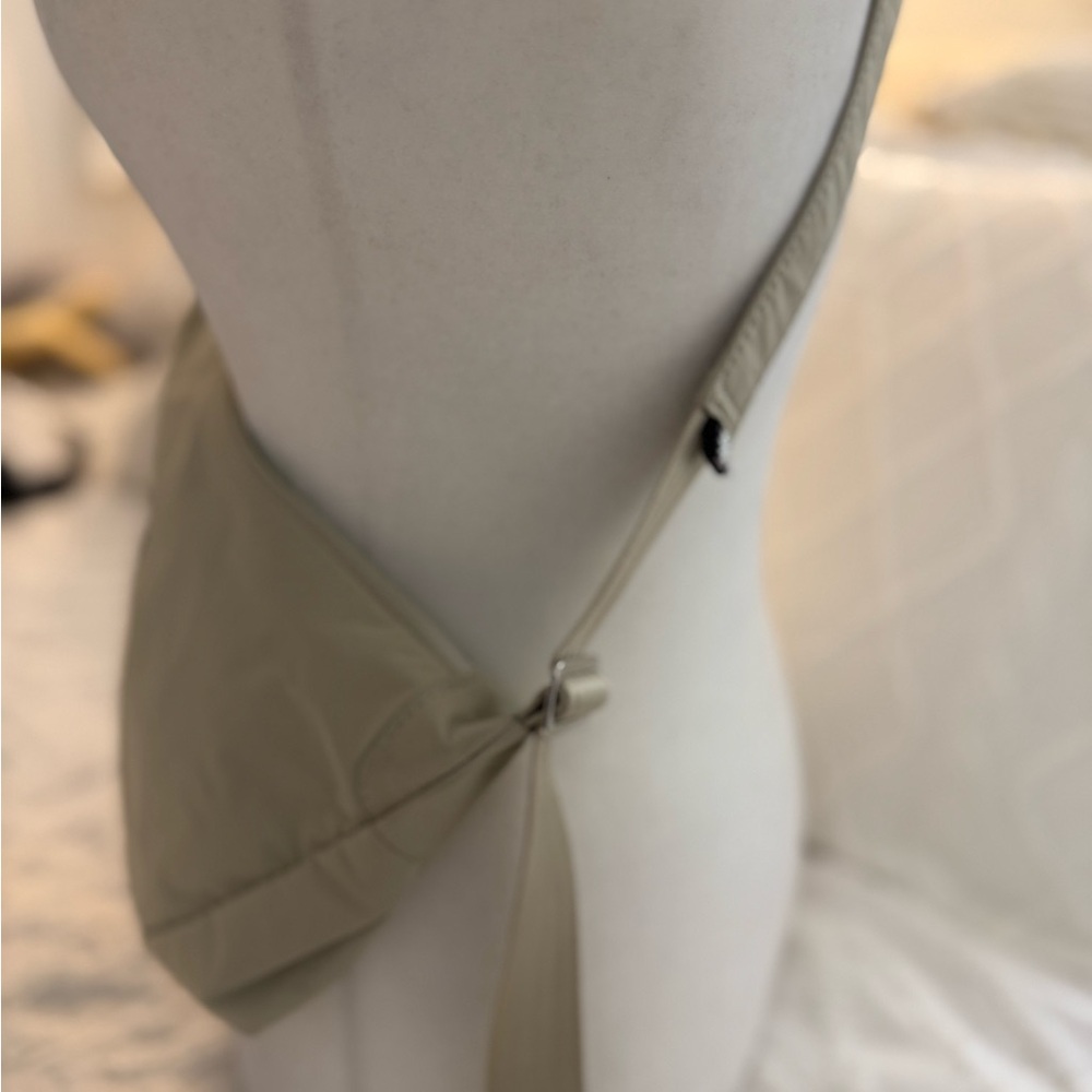 Athleta Tan Crossbody Bag - Picture 6 of 11
